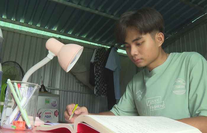 Tiếp bước em Huy Hoàng đến trường (23-11-2024)